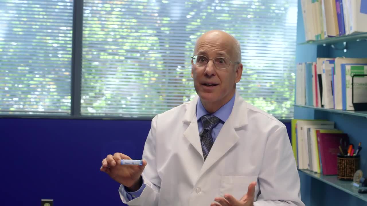 thumbnail video image 2 of Boiron Sepia 6C, Homeopathic Medicine for Bloating And Lower Back Pain During Menstruation, 80 Pellets, 2 of 6