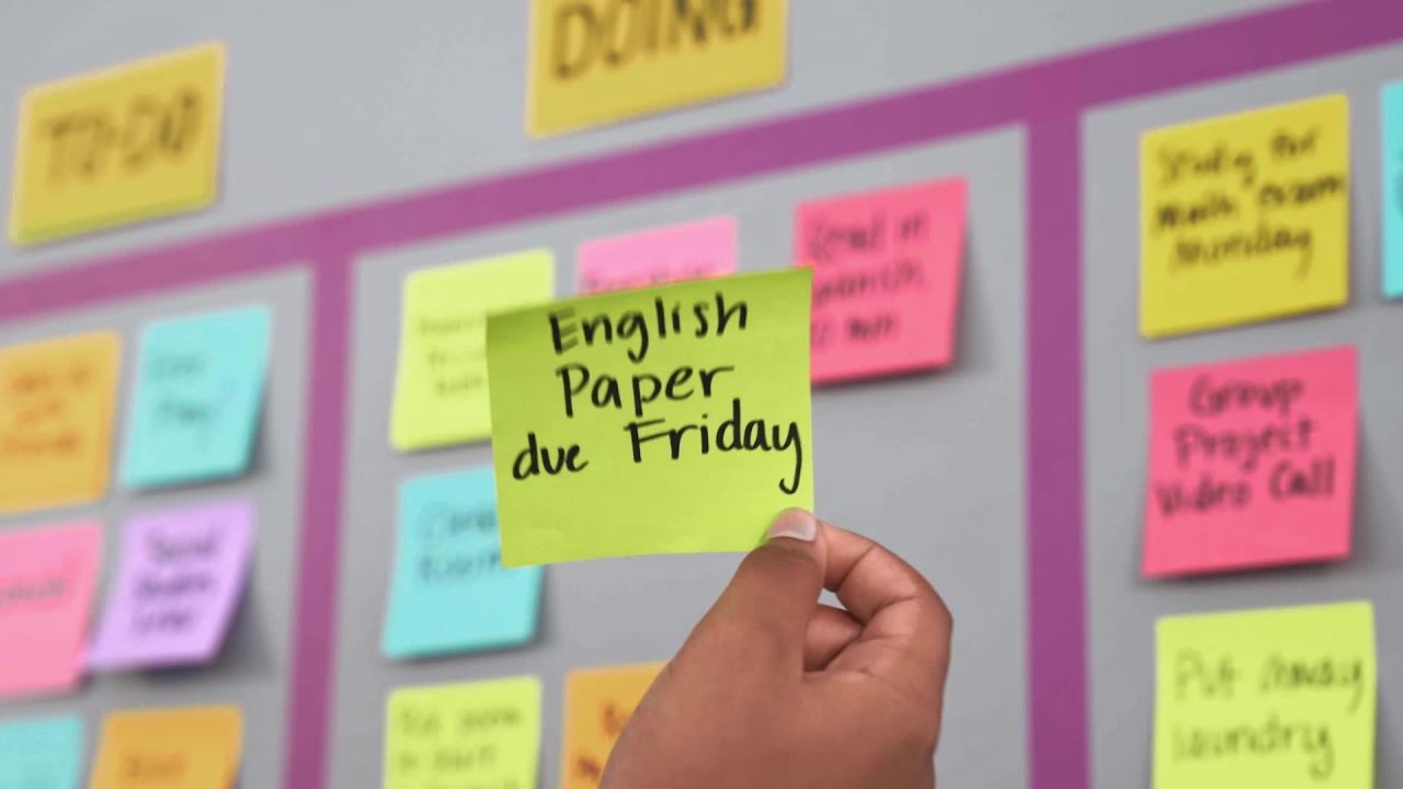 thumbnail video image 2 of Post-it Super Sticky Notes, Canary Yellow, 3 in. x 3 in., 4 Pads, 2 of 12