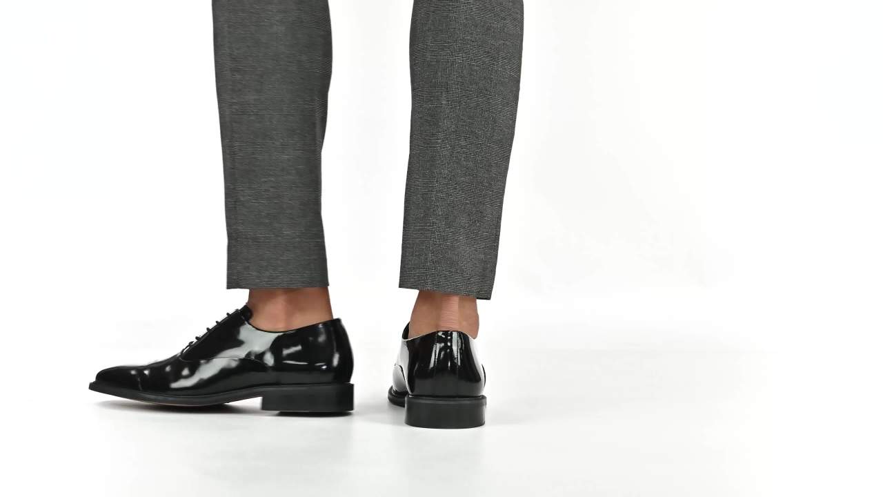 thumbnail video image 2 of Thomas & Vine Bledsoe Tru Comfort Foam Patent Plain Toe Oxford Dress Shoe, 2 of 7