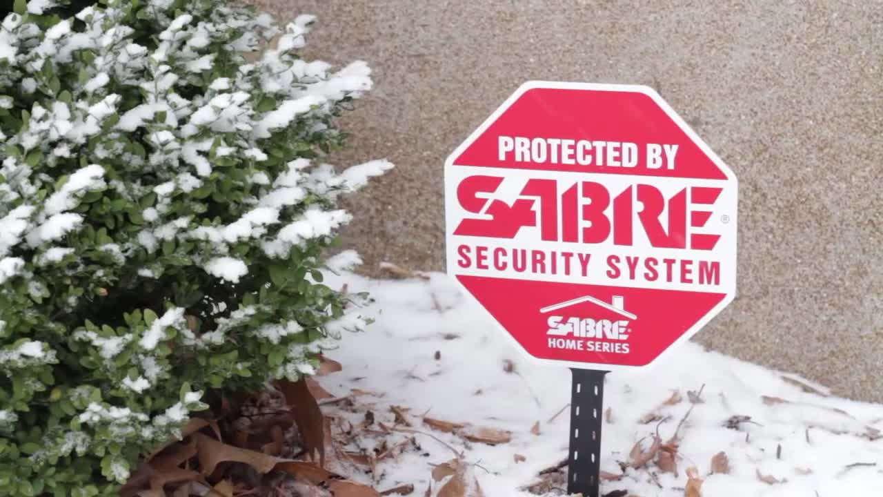 thumbnail video image 2 of SABRE Plastic Signs, 8.75" x 0.50", Red, Set of 5, Classic, 1 Pack, 2 of 8