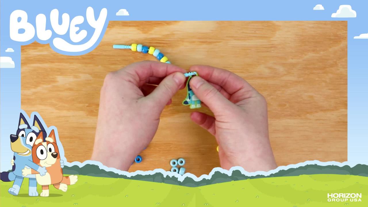thumbnail video image 2 of Bluey Friendship Jewelry with Plastic Case, Boys and Girls, Child, Ages 4+, 2 of 7