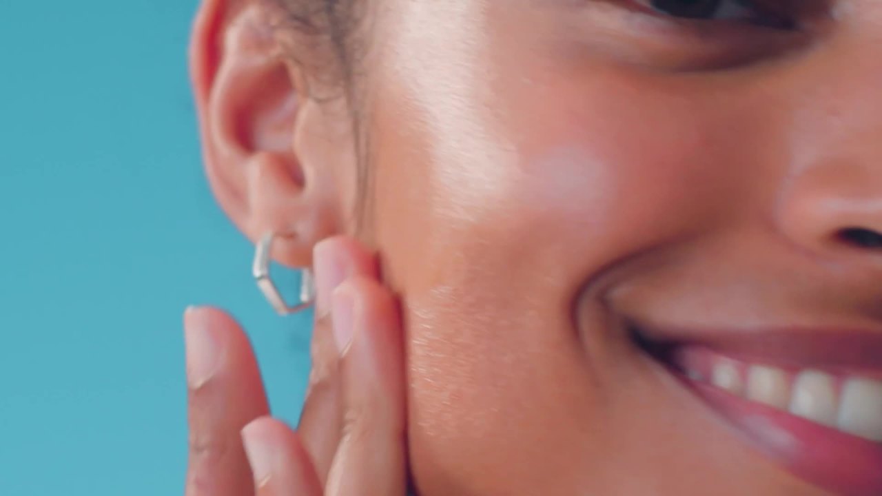 thumbnail video image 2 of Coppertone Every Tone Invisible Finish Age UV Defense Face Sunscreen Lotion, SPF 60+, 1.7 fl oz Pump Bottle, 2 of 15