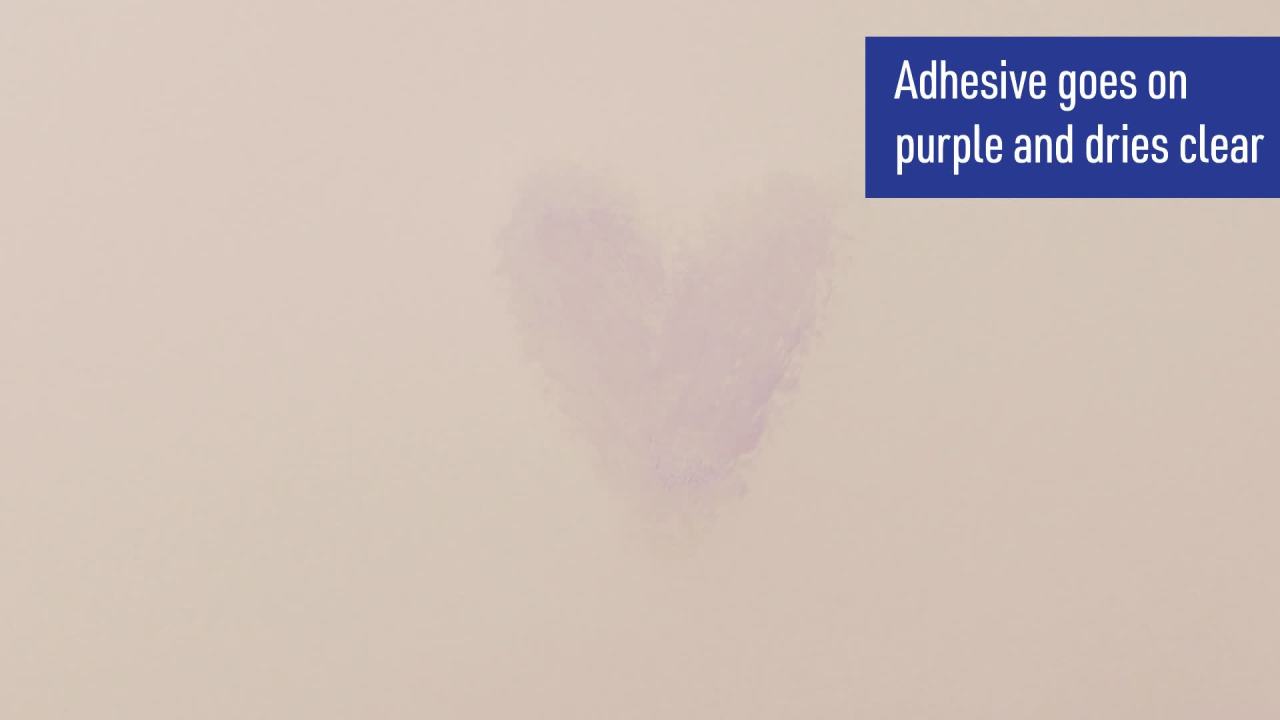 thumbnail video image 2 of Avery Glue Stic Disappearing Purple Color, 0.26 oz., Permanent, 18/BX, 2 of 8