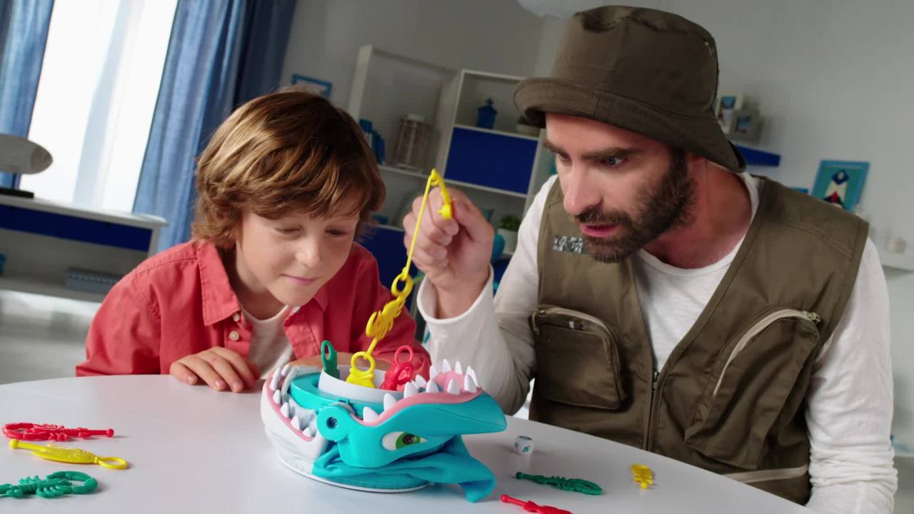 thumbnail video image 2 of Pressman Toys - Shark Bite- Kids & Family Game, 2 of 8