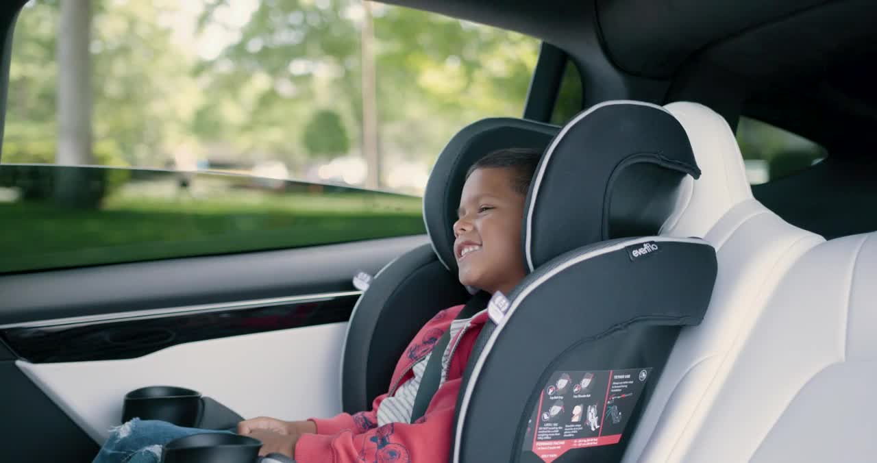 thumbnail video image 3 of Evenflo EveryKid 4-in-1 Convertible Car Seat (Maya Coral), 3 of 5