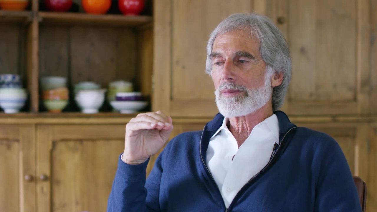 thumbnail video image 2 of Amy’s Soup, Plant-Based Golden Lentil Soup, Gluten Free, Made With Organic Red Lentils and Vegetables, Canned Soup, 14.4 Oz, 2 of 12