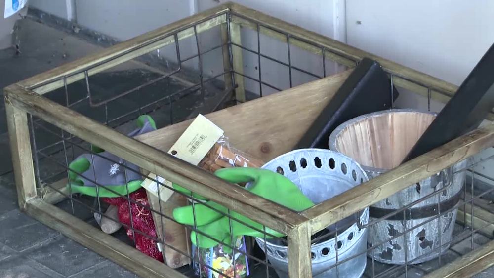 Scotch Extreme DoubleSided Mounting Tape, 1 in X 60 in, Black, 1 Roll