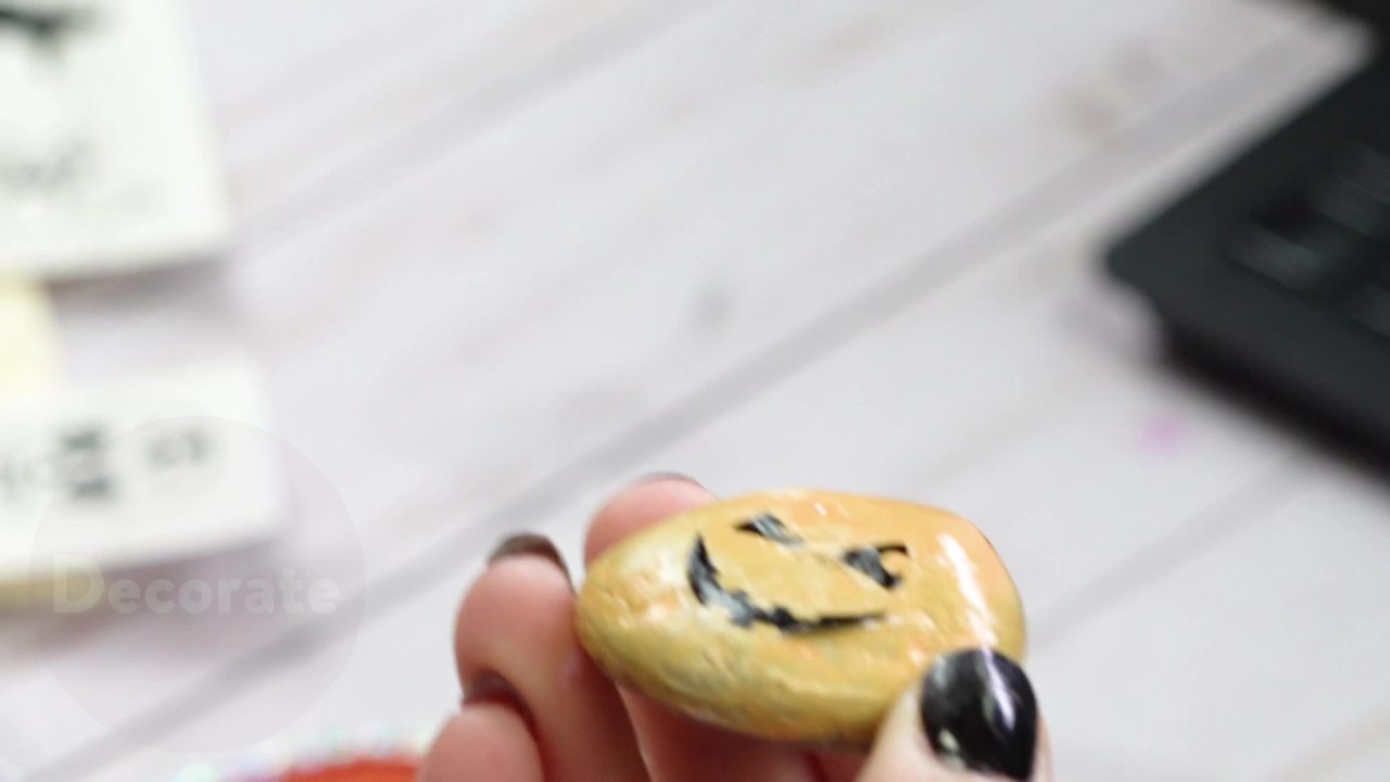 thumbnail video image 2 of Creativity for Kids Hide & Seek Halloween Rocks Kit | Paint & Decorate 10 Rocks with Spooky Transfers (Ages 6+), 2 of 6