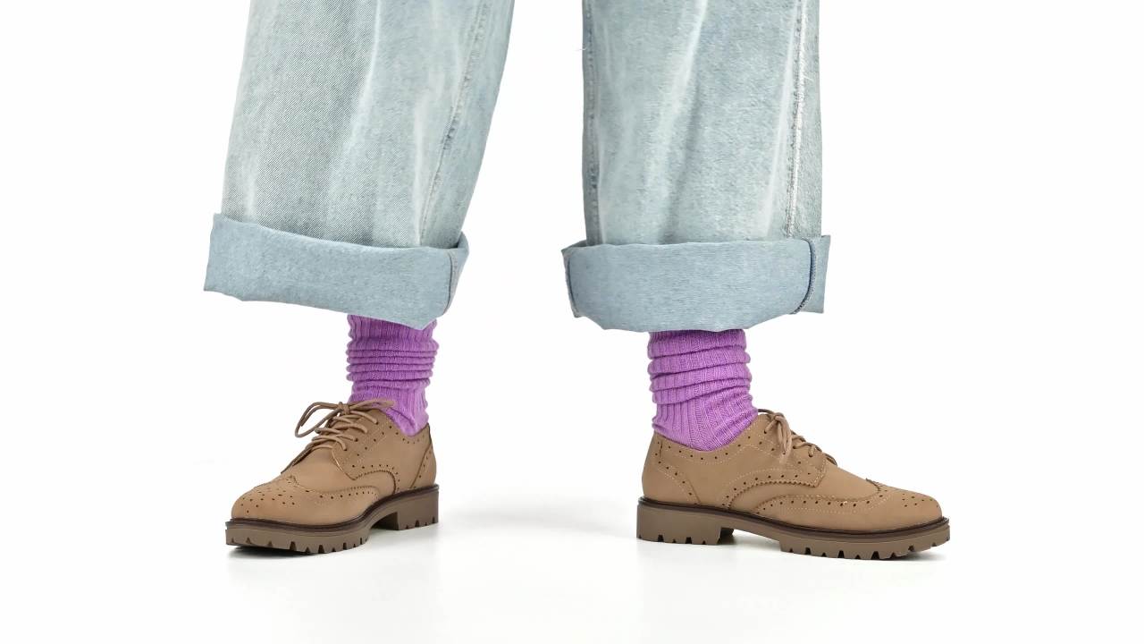 thumbnail video image 2 of Journee Womens Claudiya Lug Outsole Almond Toe Oxford, Widths Available, 2 of 9