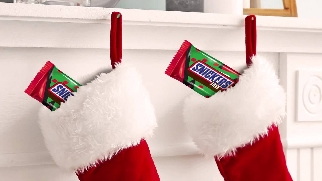 thumbnail video image 2 of Snickers Trees Chocolate Christmas Candy Bars Full Size - 1.1 oz / 6 Ct, 2 of 14