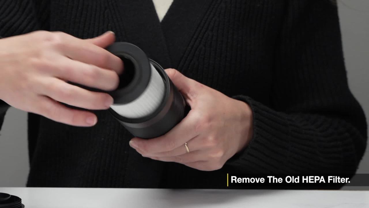thumbnail video image 7 of Scosche AFP2RF-SP Fresche Replacement H13 HEPA Air Filter for Use with Scosche Model AFP2-SP, 7 of 7