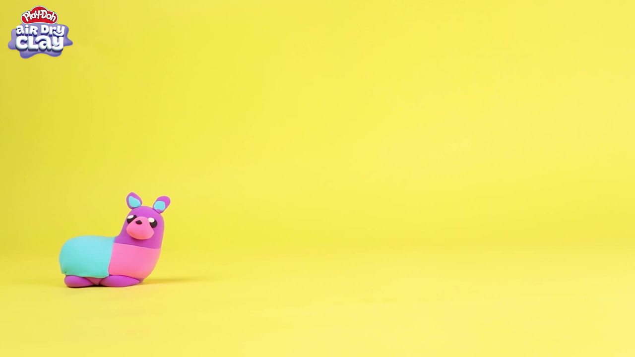 thumbnail video image 2 of Play-Doh Brand Multicolor Air Dry Clay Bucket, 40 oz, 2 of 11