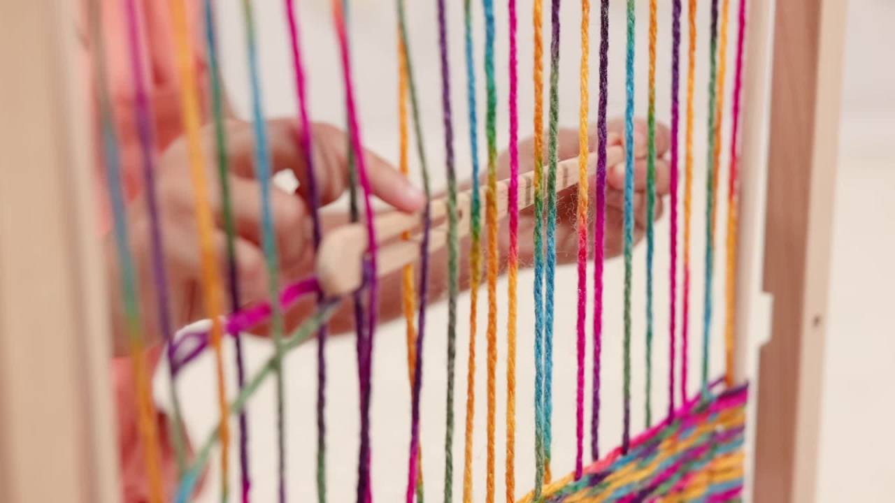 thumbnail video image 2 of Melissa & Doug Wooden Multi-Craft Weaving Loom: Extra-Large Frame (22.75 x 16.5 inches), 2 of 10
