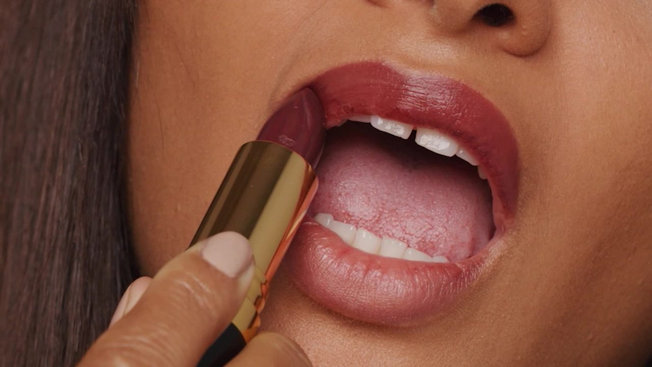 thumbnail video image 2 of Revlon Super Lustrous Creme Lipstick, Creamy Formula, 535 Rum Raisin, 0.15 oz, 2 of 15