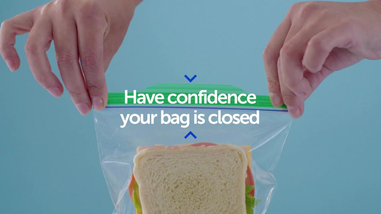 thumbnail video image 2 of Ziploc Sandwich Bags, School Supplies, with EasyGuide 100 Count, 2 of 12