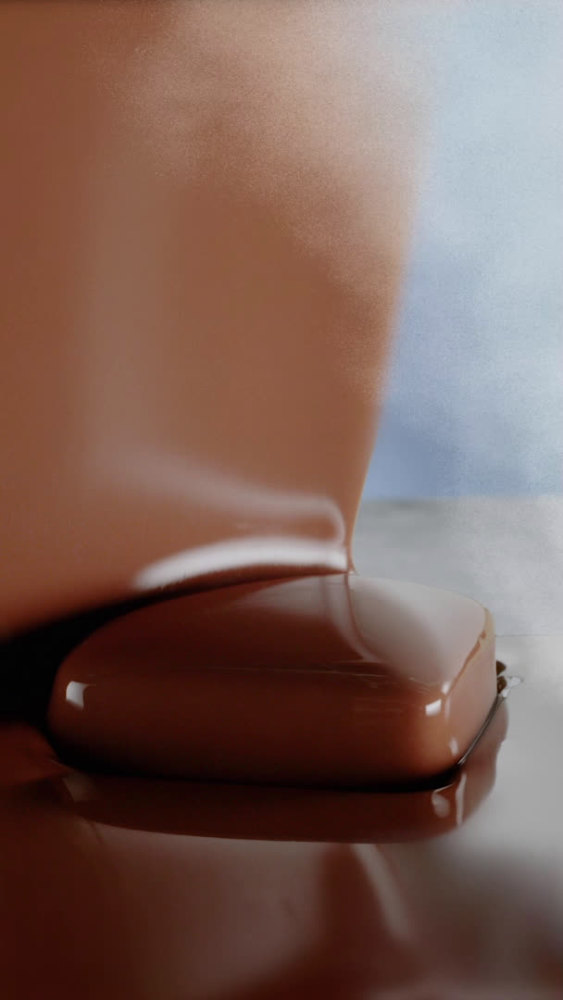 Klondike Original Vanilla Ice Cream Bars Dipped in Chocolate Coating 4.