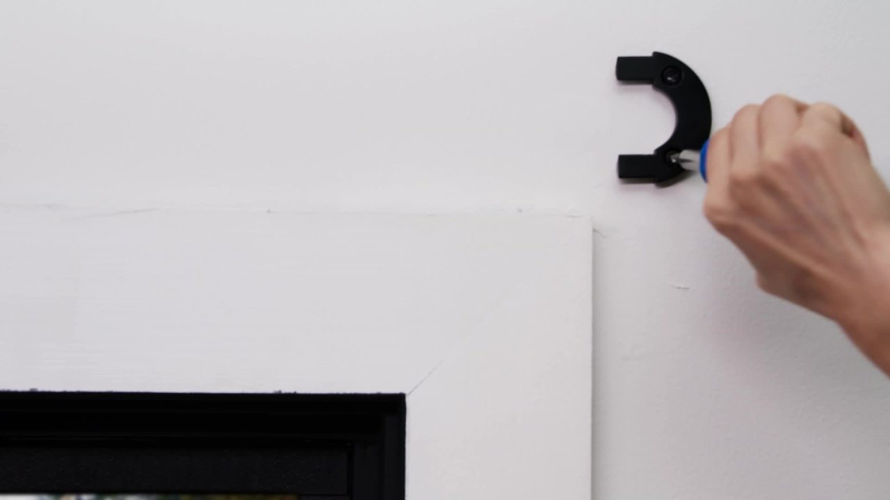 thumbnail video image 2 of Umbra Midnight Expandable Double Blackout Curtain Rod 42-120", 2 of 12