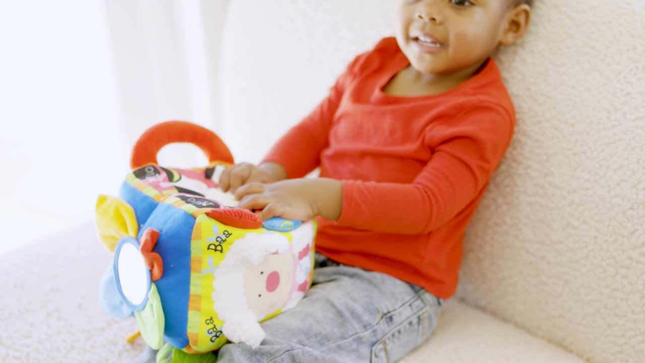 thumbnail video image 2 of Melissa & Doug K's Kids Musical Farmyard Cube Educational Baby Toy, 2 of 10