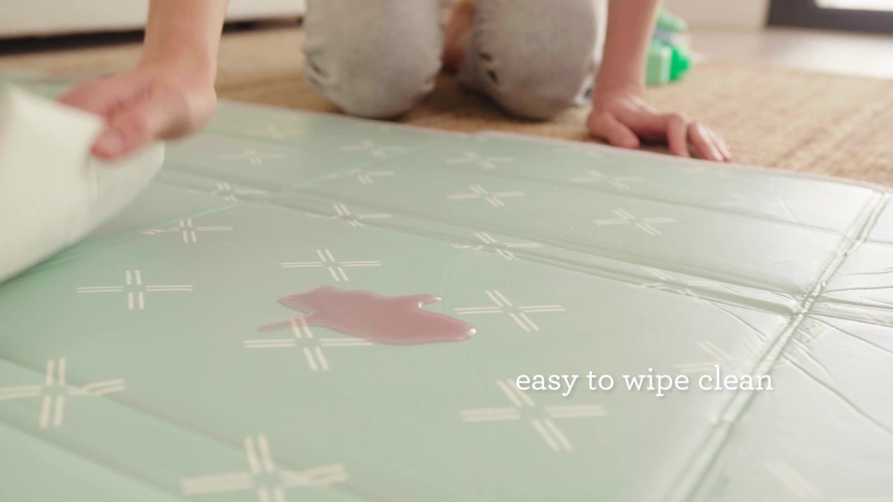 thumbnail video image 2 of Infantino Rainbow Foldable Soft Foam Mat 59", for Babies & Toddlers, Multicolor, 2 of 11