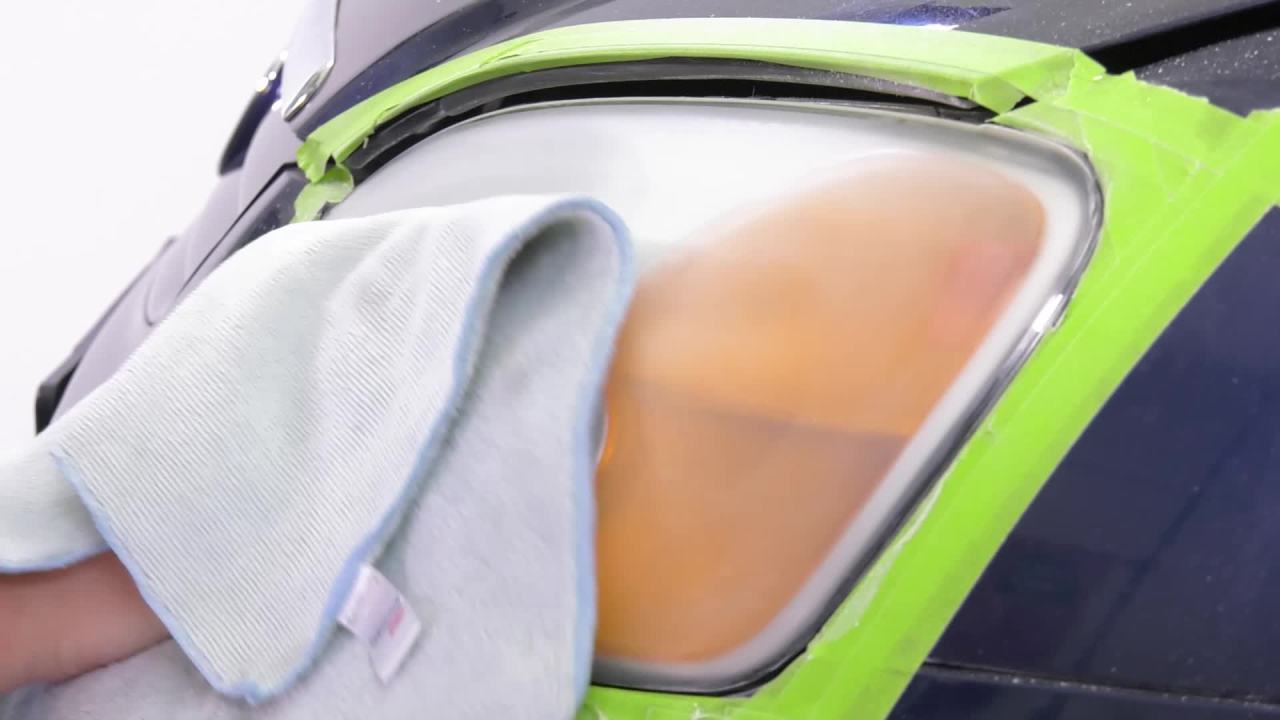 thumbnail video image 2 of 3M Headlight Lens Restoration System, 2 of 17