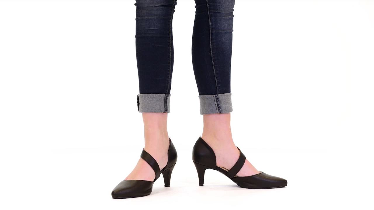 thumbnail video image 2 of Journee Womens Tillis Pointed Toe Mid Heel Pumps, Widths Available, 2 of 10