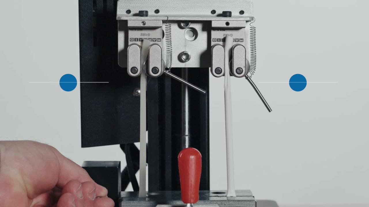 thumbnail video image 2 of GE Advanced Silicone Window & Door Sealant, Pack of 1, White 2.8 fl oz Tube, 2 of 15