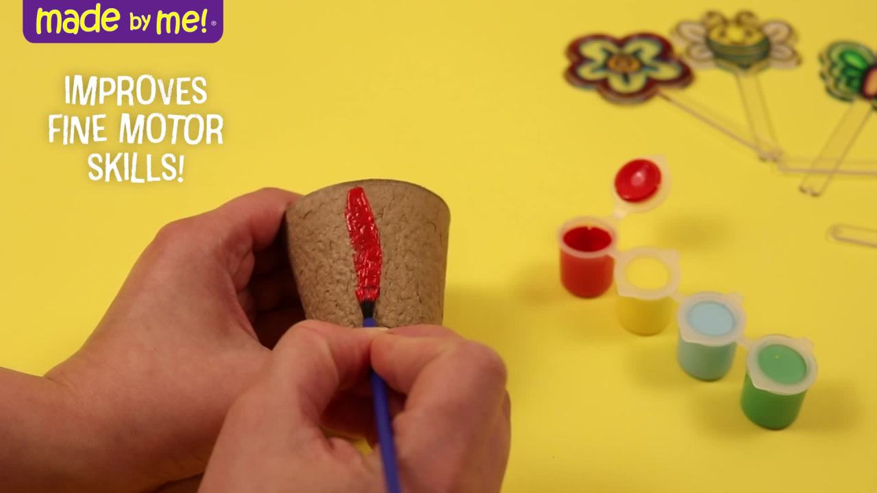 thumbnail video image 3 of Made By Me Multicolor Suncatcher Garden, 3 of 8