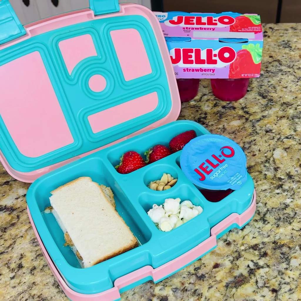 thumbnail video image 2 of Jell-O Original Strawberry Artificially Flavored Ready-to-Eat Snack Cups Gelatin Value Pack, 8 ct Cups, 2 of 14