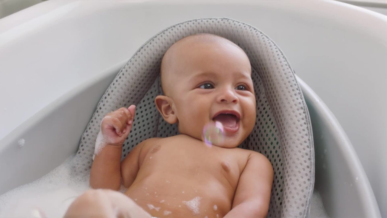 thumbnail video image 3 of Aveeno Baby Eczema Therapy Soothing Bath Treatment, 5 Count, 3 of 10