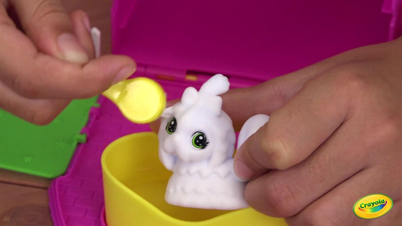 thumbnail video image 2 of Crayola Scribble Scrubbie Pets Backyard Bungalow, School Supplies, Toys, Unisex Child, 8 Pcs, 2 of 6