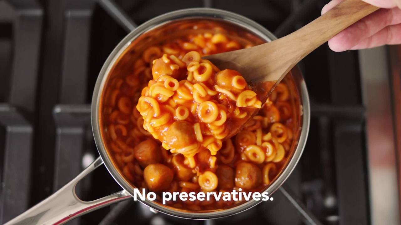 thumbnail video image 2 of SpaghettiOs Canned Pasta with Chicken Meatballs, 15.6 oz Can, 2 of 13