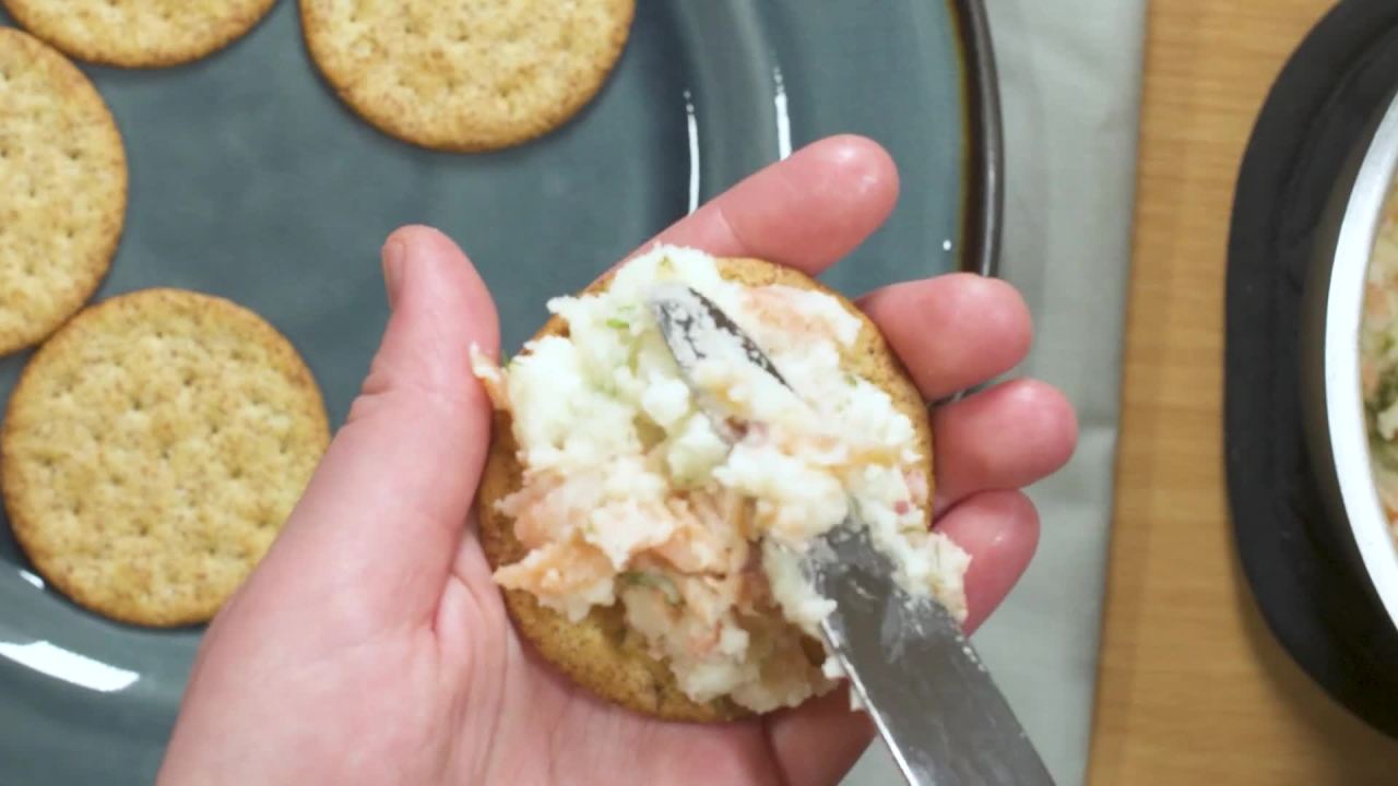 thumbnail video image 2 of Idahoan® Buttery Homestyle Potatoes 4 oz, 5 Pack Pouches, 2 of 7