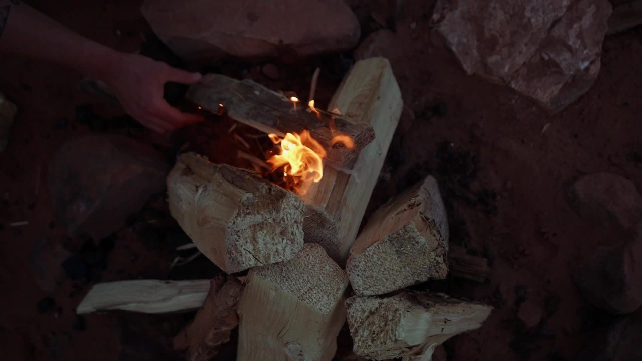 thumbnail video image 2 of Blackstone Adventure Ready 2-Burner 28" Propane Griddle with Foldable Locking Legs, 2 of 17