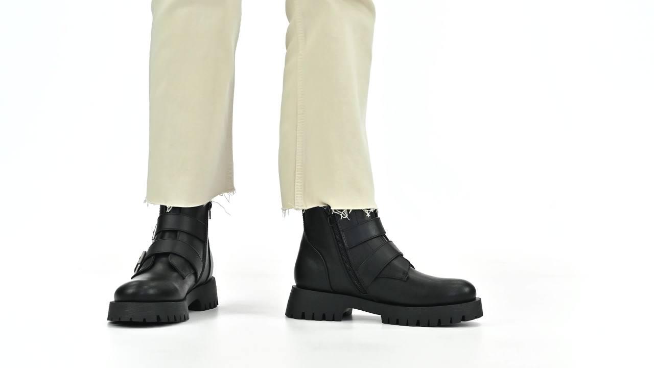 thumbnail video image 2 of Journee Womens Maebry Treaded Outsole Round Toe Booties, 2 of 10