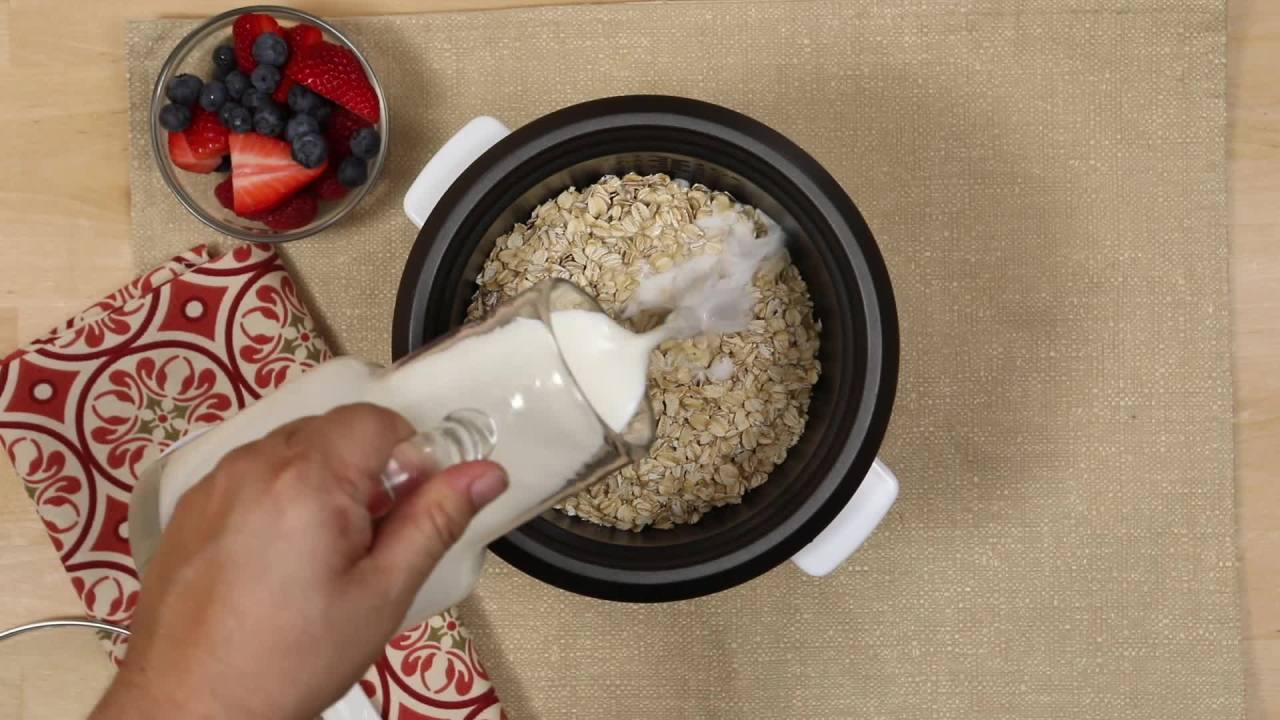 thumbnail video image 2 of IMUSA USA GAU-00013 Electric Nonstick Rice Cooker 8-Cup (Uncooked) 16-Cup (Cooked), White, 2 of 10