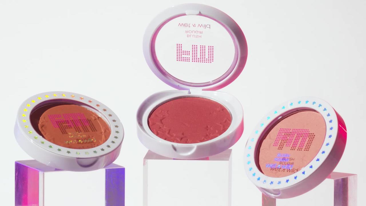 thumbnail video image 2 of wet n wild Fantasy Makers Artificial Nails, Feeling Myself, 2 of 10