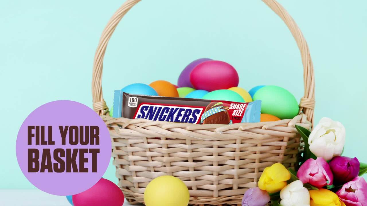 thumbnail video image 2 of Snickers Eggs Chocolate Easter Basket Stuffers, Share Size - 2.2 Oz Pack, 2 of 12