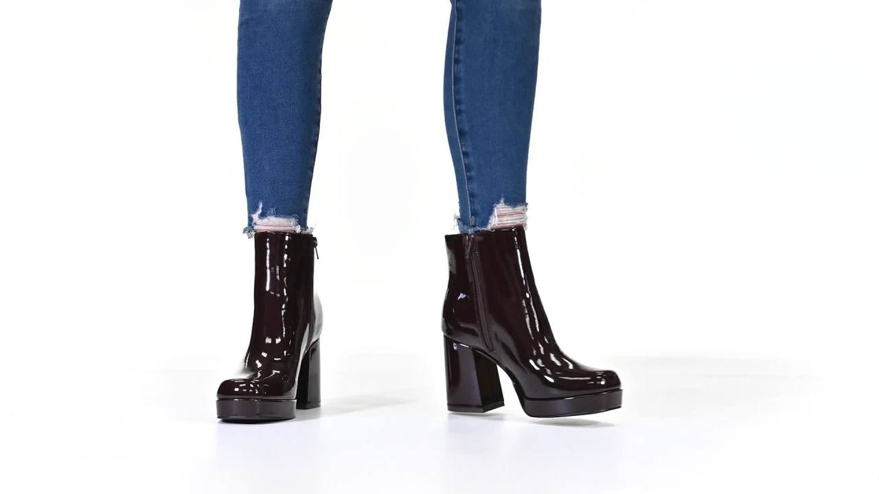 thumbnail video image 2 of Journee Collection Womens Mollie Square Toe Platform Ankle Booties, 2 of 7