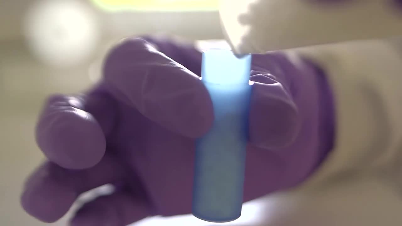 thumbnail video image 2 of Boiron Kali Carbonicum 10M, Homeopathic Medicine for Pain And Feeling Of Weakness In The Lower Back, 80 Pellets, 2 of 12