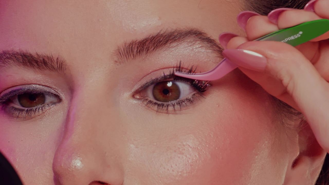 thumbnail video image 2 of WICKED X imPRESS Press On Self Adhesive Eyelashes, 12 Lash Clusters - Fly…fly!, 2 of 15