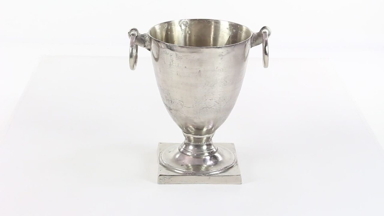 thumbnail video image 2 of DecMode Round Aluminum Metal Champagne 2 Bottle Silver Ice Bucket, 2 of 12