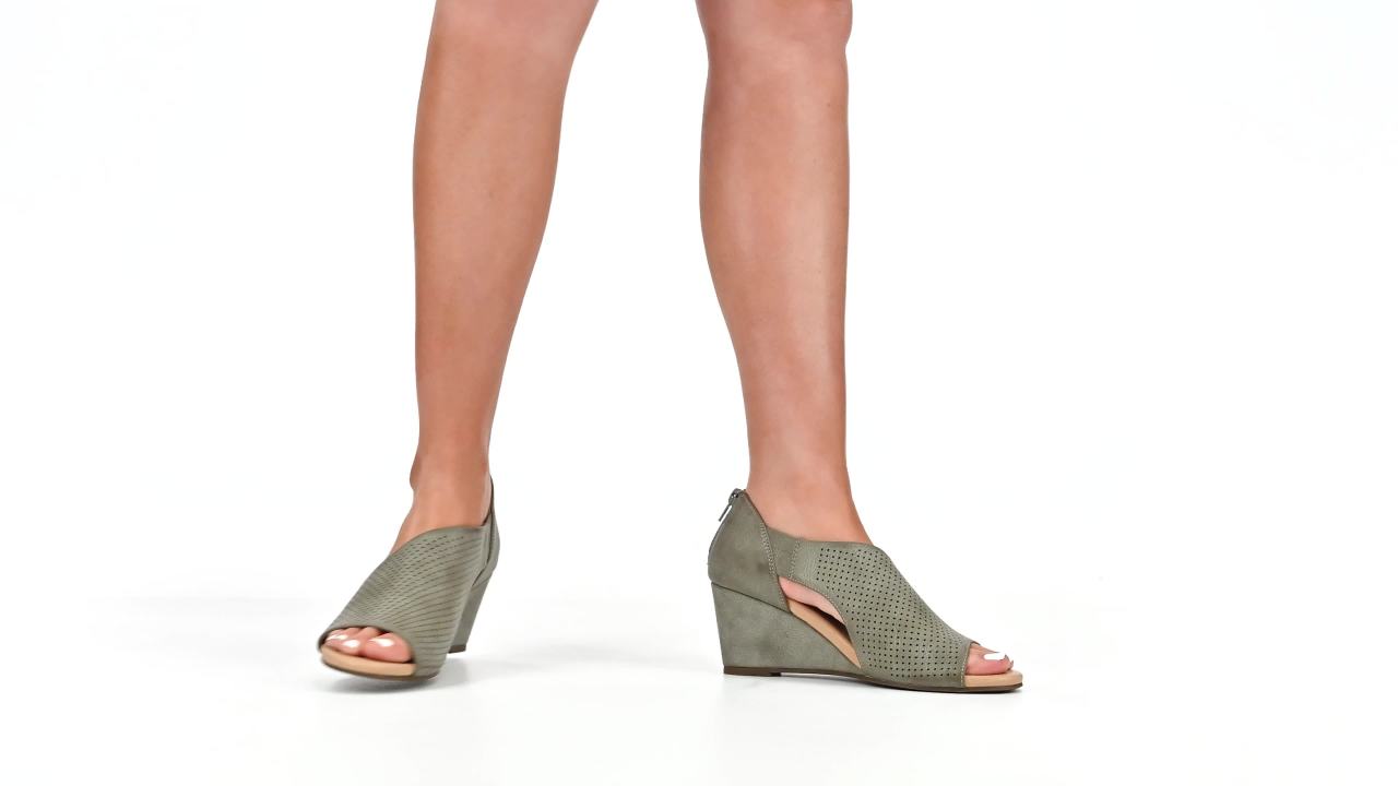 thumbnail video image 2 of Journee Womens Aretha Back Heel Zip Peep Toe Wedge Sandals, Widths Available, 2 of 10