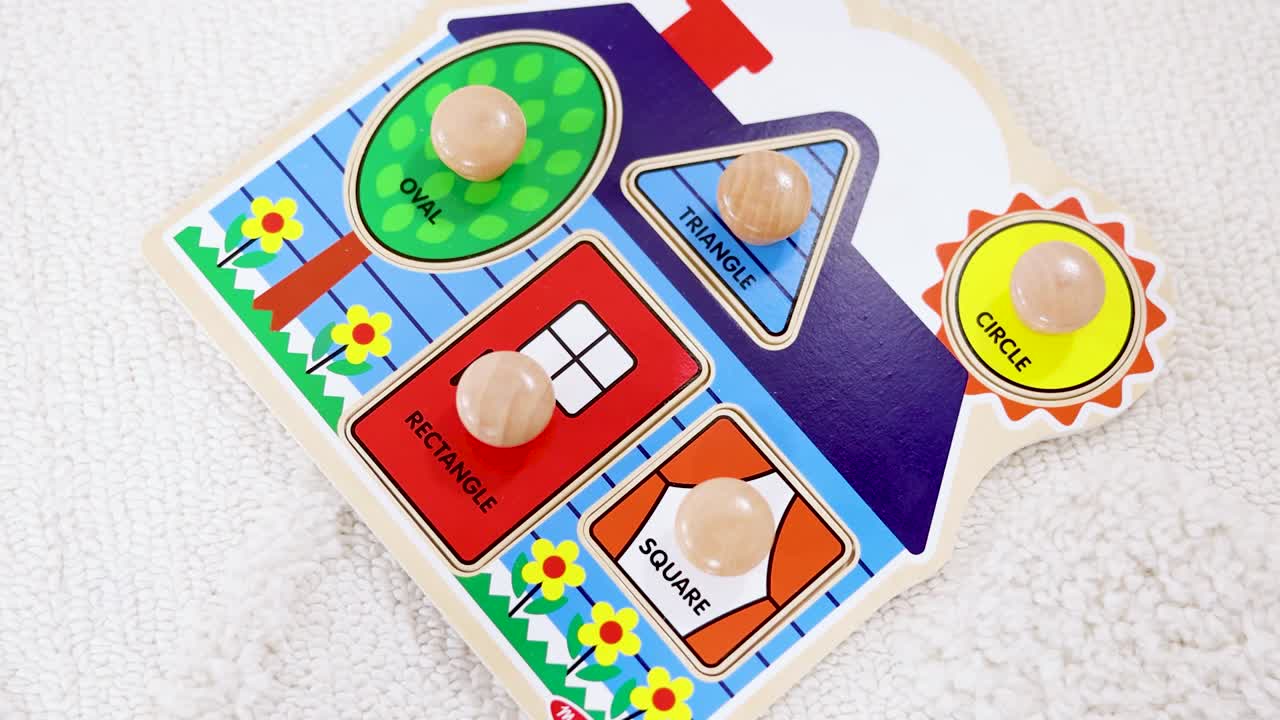 thumbnail video image 2 of Melissa & Doug First Shapes Wooden Jumbo Peg Puzzle - 5 Pieces With Handles (Babies, Toddlers), 2 of 10