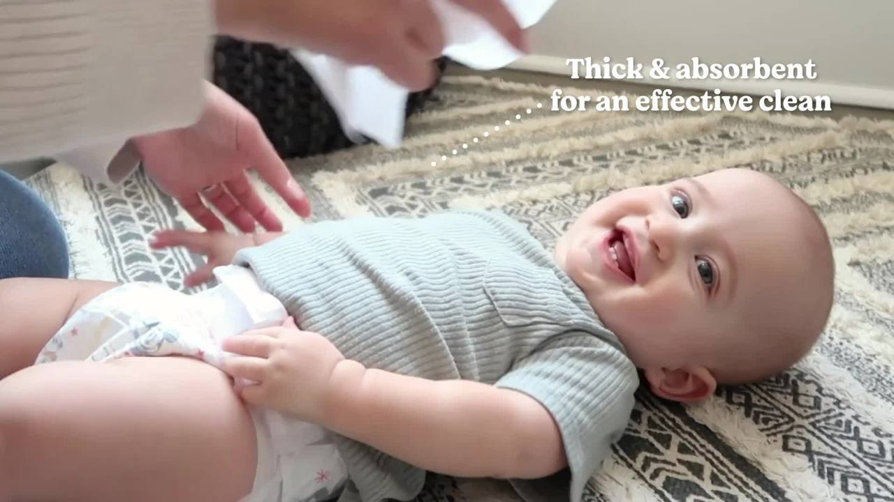 thumbnail video image 2 of Huggies Simply Clean Fresh Scent Wipes, 3 Flip-Top Packs, 192 Total Ct, 2 of 9