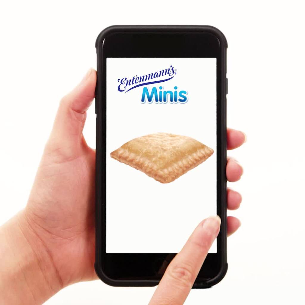 thumbnail video image 2 of Entenmann's Baker's Delights Fudge Iced Golden Cakes, 8 packs, Chocolate Mini Snack Cakes, 13.2 oz Box, 2 of 9