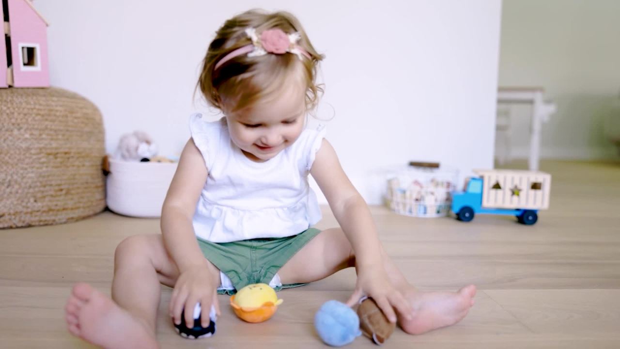 thumbnail video image 2 of Melissa & Doug Rollables Safari Friends Infant and Toddler Toy (4 Pieces), 2 of 10
