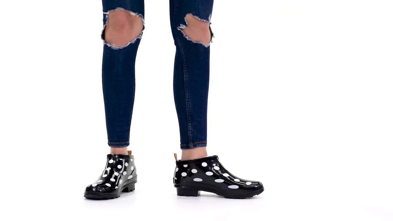 thumbnail video image 2 of Women's Journee Collection Rainer Rain Boot Grey Floral Rubber 9 M, 2 of 5