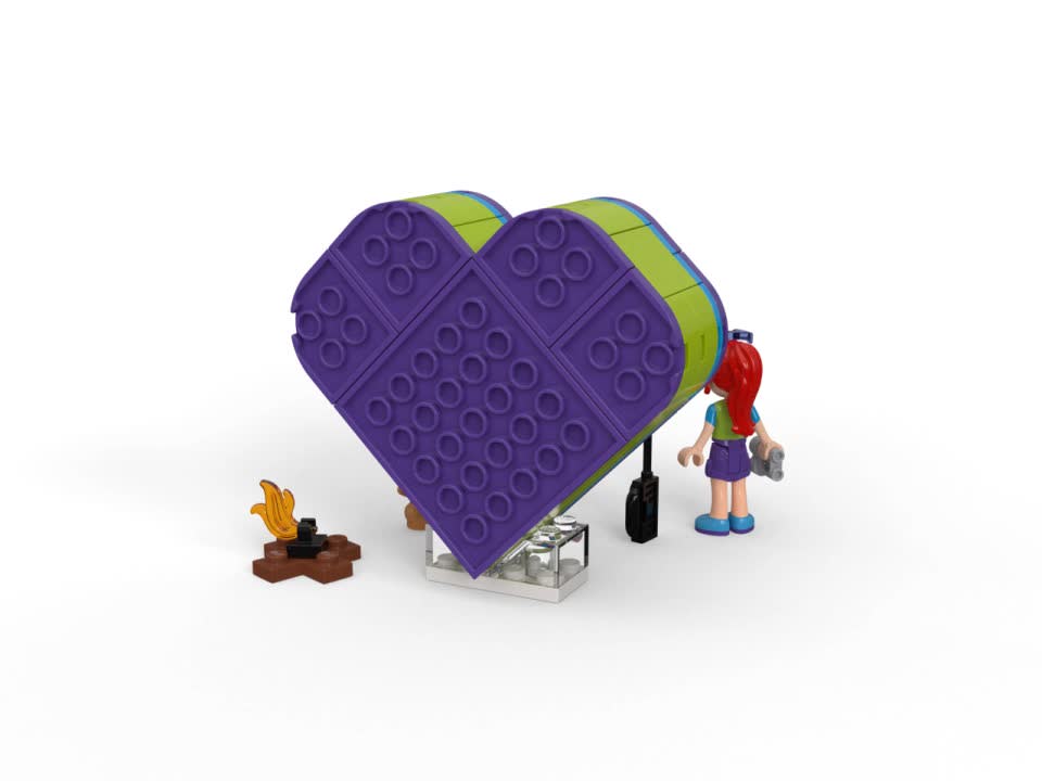 thumbnail video image 2 of LEGO Friends Mia's Heart Box 41358, 2 of 8