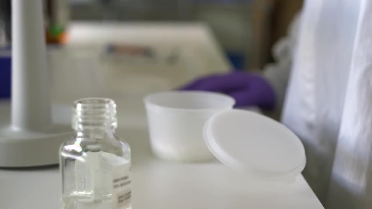 thumbnail video image 2 of Boiron Ledum Palustre 200CK, Homeopathic Medicine for Insect Bites or Bruising Relief, 80 Pellets, 2 of 7