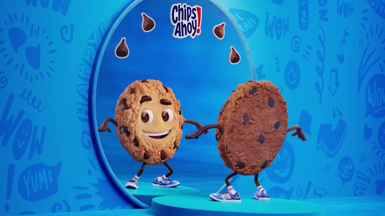 thumbnail video image 2 of CHIPS AHOY! Original Chocolate Chip Cookies, 20 Snack Packs (2 Cookies Per Pack), 2 of 17